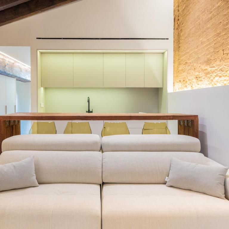 GMG Apartments & Suites - Two-Bedroom Apartment - 18