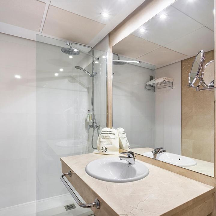 B&B HOTEL Cartagena Cartagonova - Habitación Doble Superior - 4