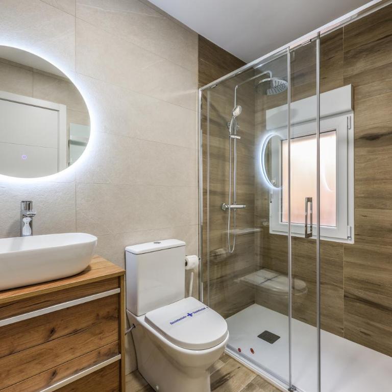 Bright Modern Home with Terrace - Two-Bedroom Apartment with Balcony and Terrace - 4