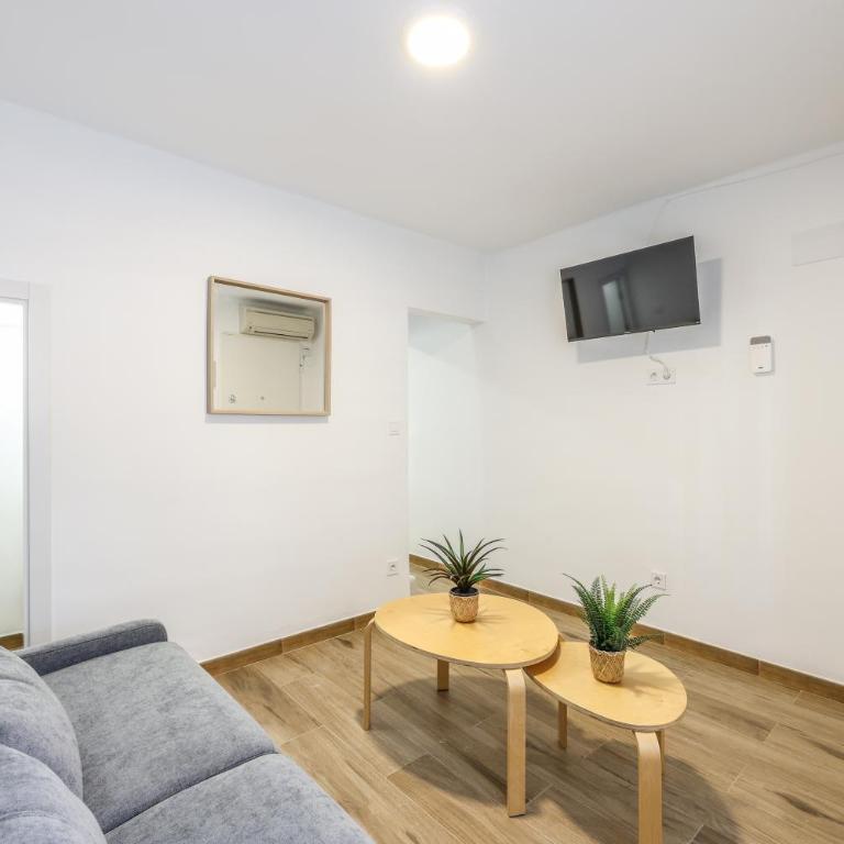 Bright Modern Home with Terrace - Two-Bedroom Apartment with Balcony and Terrace - 10