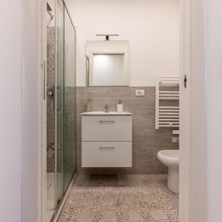 Torino Reale - One-Bedroom Apartment - 9