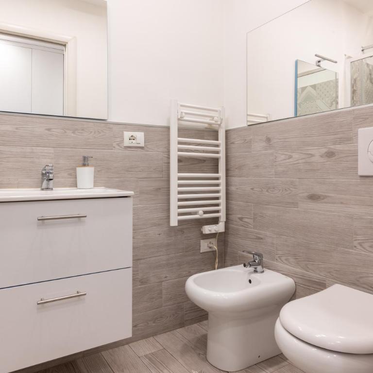 Torino Reale - One-Bedroom Apartment - 10