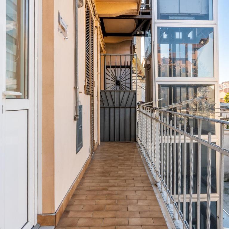 Torino Reale - One-Bedroom Apartment - 14
