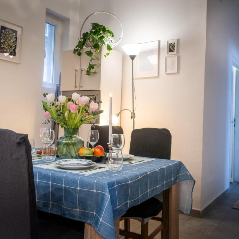 Parliament & Botanic Garden - Parisian Vintage - Apartman sa 2 Spavaće Sobe - 7