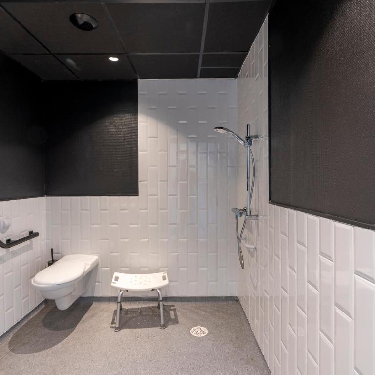 COWOOL TOULOUSE - Studio - Accessible aux Personnes à Mobilité Réduite - 4