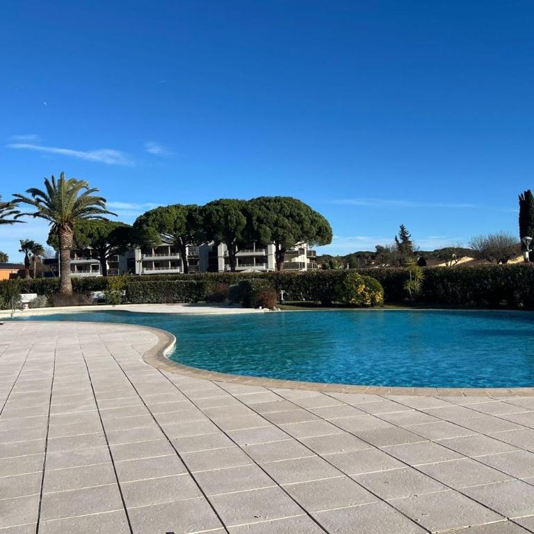 Bright apartment with pool in Mandelieu - Apartment - 14