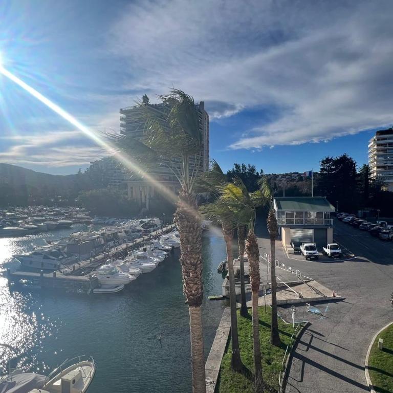 Bright apartment with pool in Mandelieu - Apartment - 19