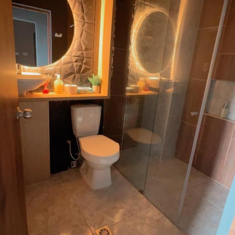 Apartasuite moderno con balcón excelente ubicación - One-Bedroom Apartment - 3