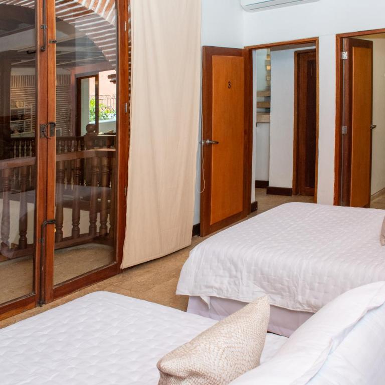 Luxury 5 Bedroom House in the Old City - Villa - 57