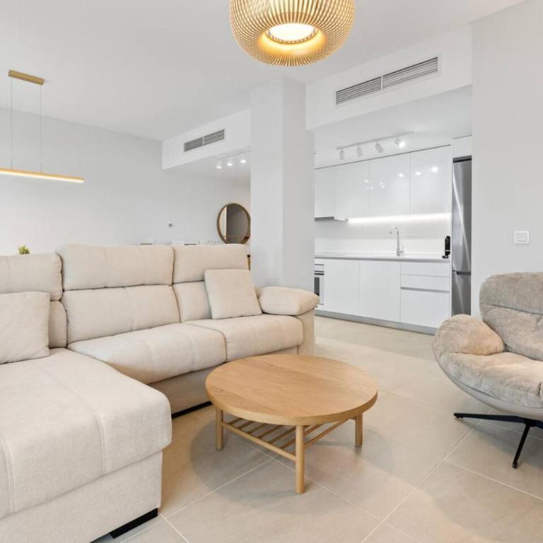 Aranya Apt - Pool, Gym and Co-Working Space - Apartamento - 8