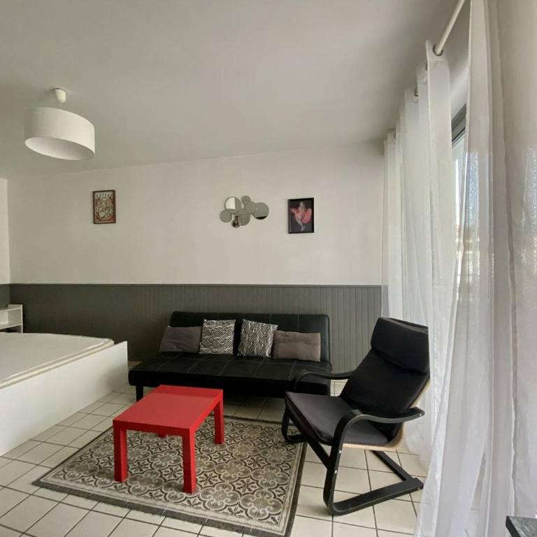 Studio 2 personnes, terrasse fermée, animaux tolérés, proche parking – Cambo-les-Bains - Monolocale - 7