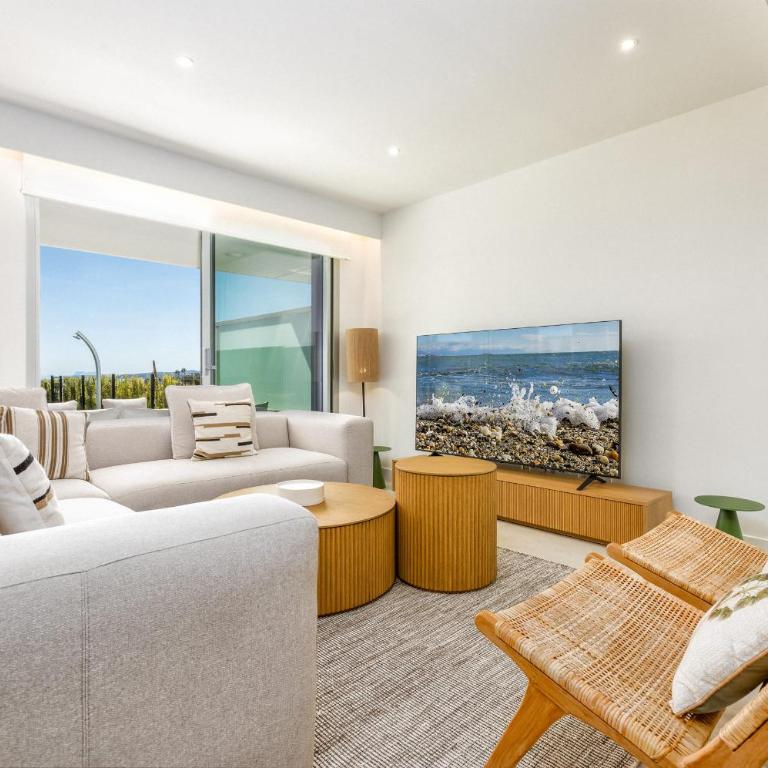 ViVi Homes - Villa Azure - Sea view - mountain view - pool - garden - Casa de 4 dormitorios - 14