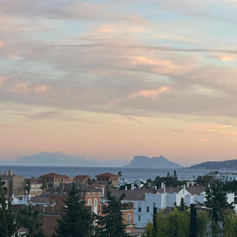 ViVi Homes - Villa Azure - Sea view - mountain view - pool - garden - Casa de 4 dormitorios - 46