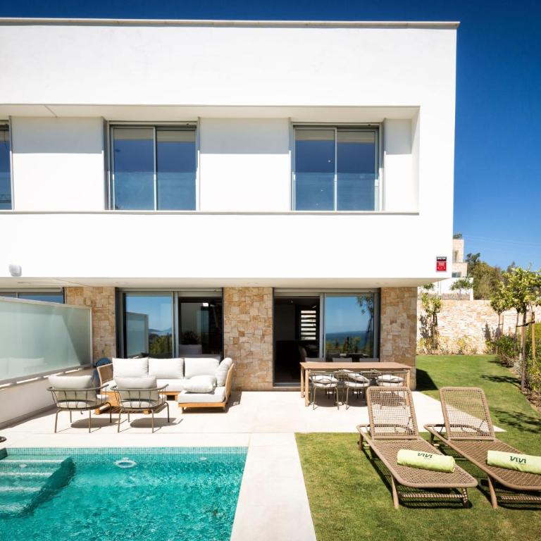 ViVi Homes - Villa Azure - Sea view - mountain view - pool - garden - Casa de 4 dormitorios - 52