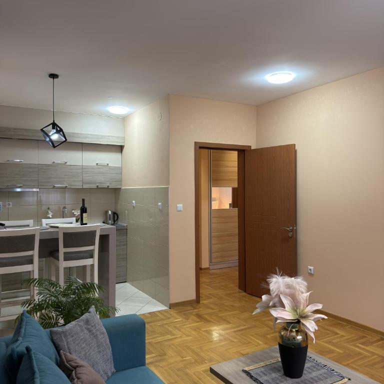 Apartman Fiore Elena - One-Bedroom Apartment - 10