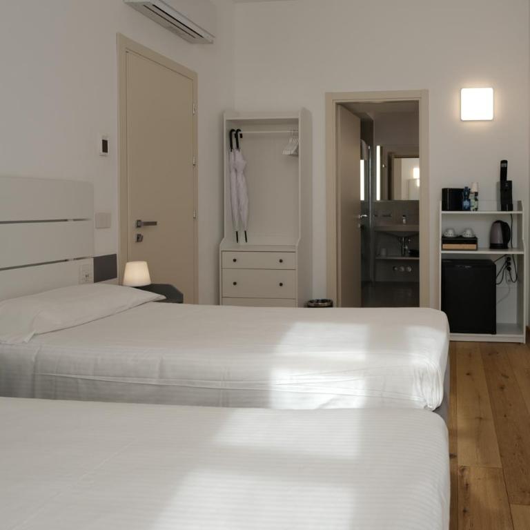 Locanda Alberti - Camera Deluxe Doppia con Letti Singoli - 8