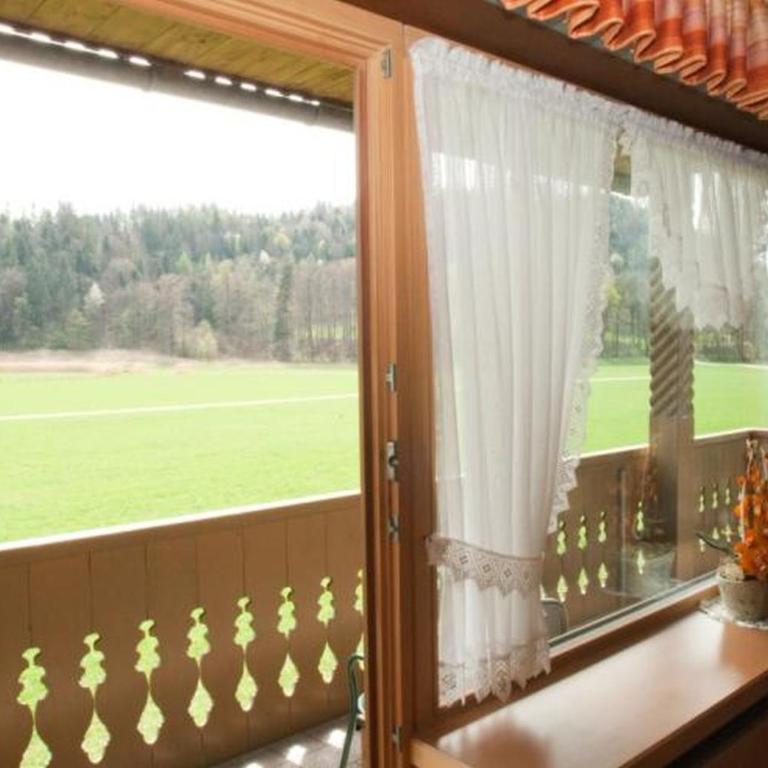 Kleinreiterhof Ferienwohnung Gleißner - Apartment mit 3 Schlafzimmern und Balkon - 9