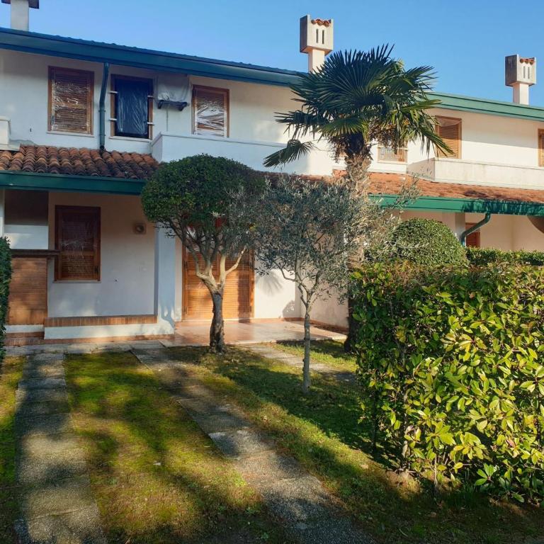Two-level flat with garden and pool - Appartamento - 1