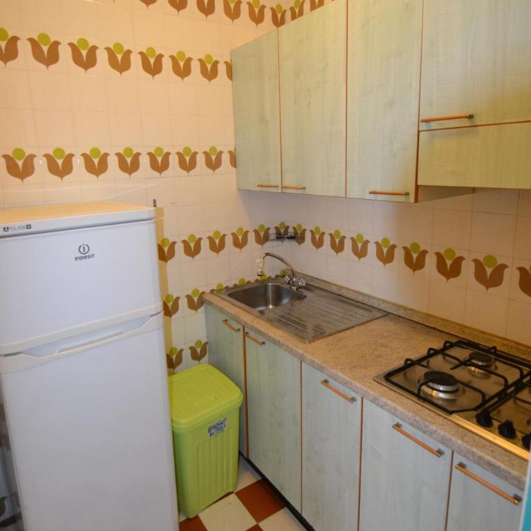 Two-level flat with garden and pool - Appartamento - 12
