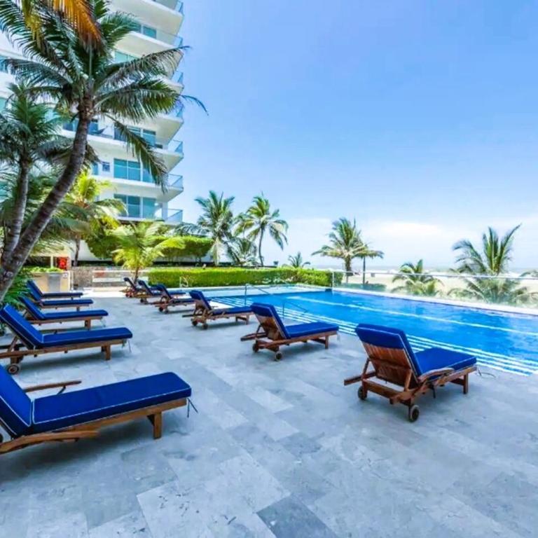 Lujoso apartamento con salida directa al mar - Room #1586266401 - 2
