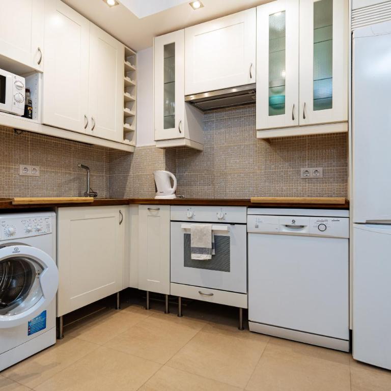 Varios apartamentos Romana Playa Elviria - Apartamento - Planta baja - 4