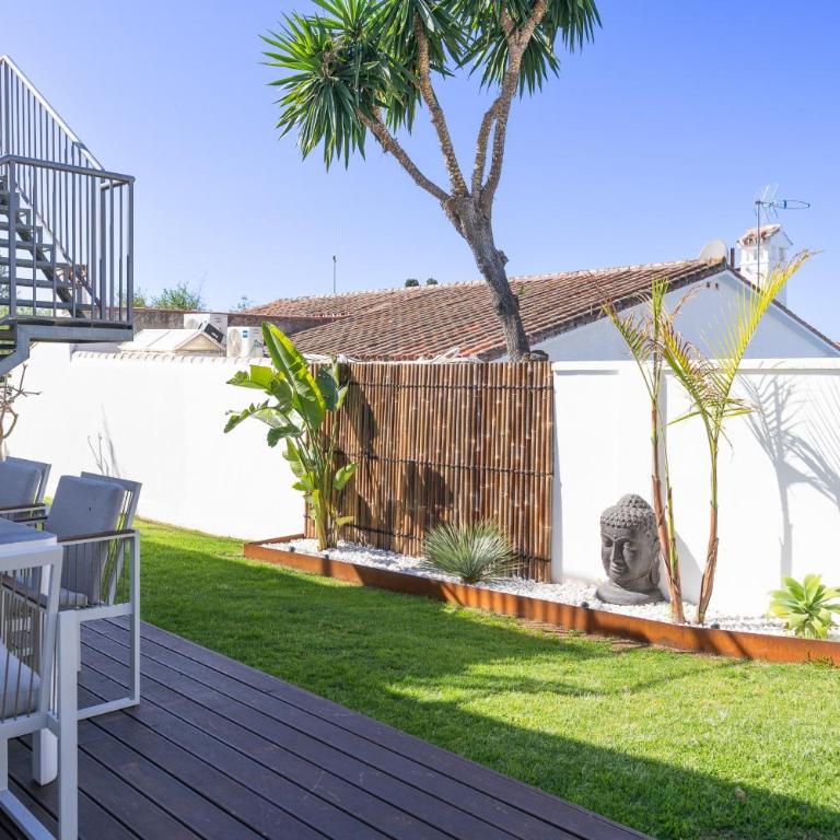 Villa Madrugada, beachside villa in Costabella - Villa Deluxe - 2