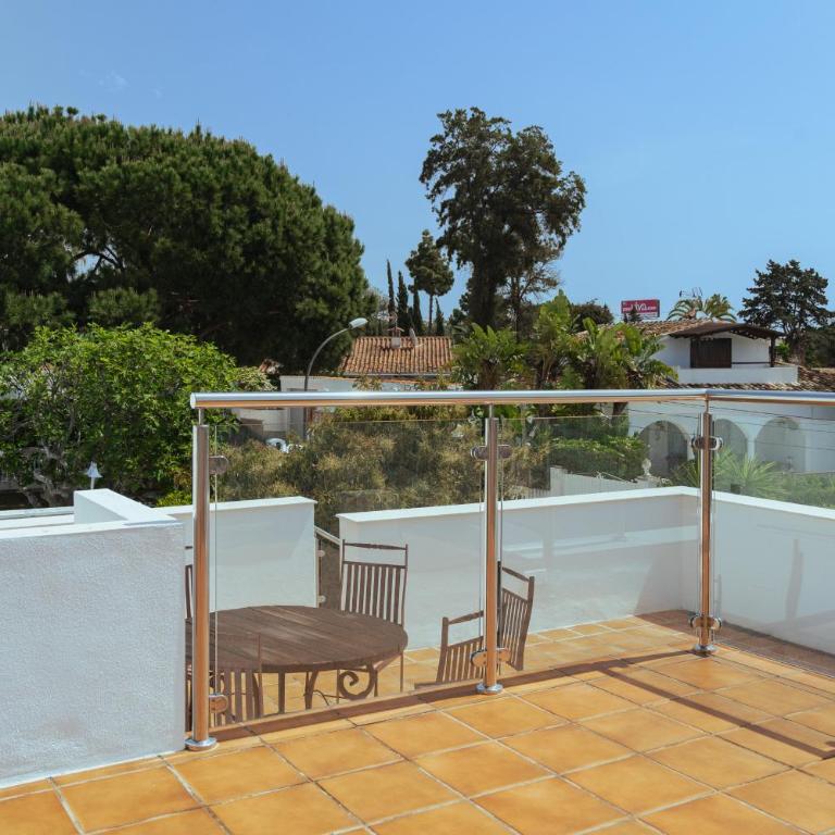 Villa Madrugada, beachside villa in Costabella - Villa Deluxe - 85