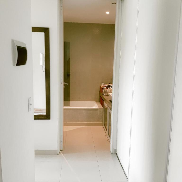Luminoso departamento en el corazón de Palermo Hollywood - One-Bedroom Apartment - 15