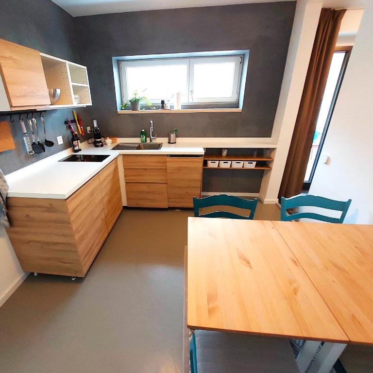 Wohnung für 2-4Personen nahe Grindelwald, Jungfrau Skigebiet in 20Minuten mit dem Zug erreichbar - Apartment mit 1 Schlafzimmer - 8