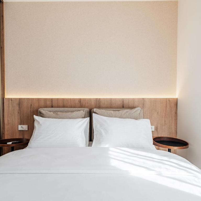 APART 28 - Premium Suites - Deluks Apartman sa 2 Spavaće Sobe i Balkonom - 10