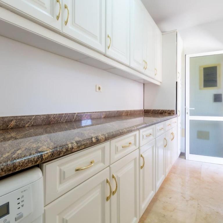 Villa with views and heated pool - Vacation Home - 45