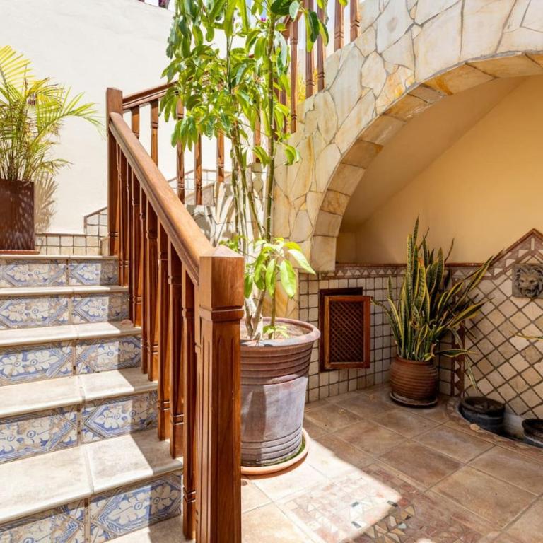 Villa with views and heated pool - Vacation Home - 41