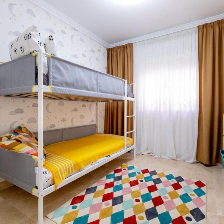 Villa with views and heated pool - Vacation Home - 29