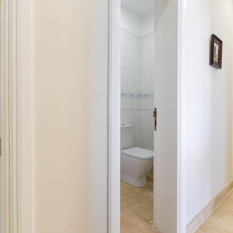 Villa with views and heated pool - Vacation Home - 27
