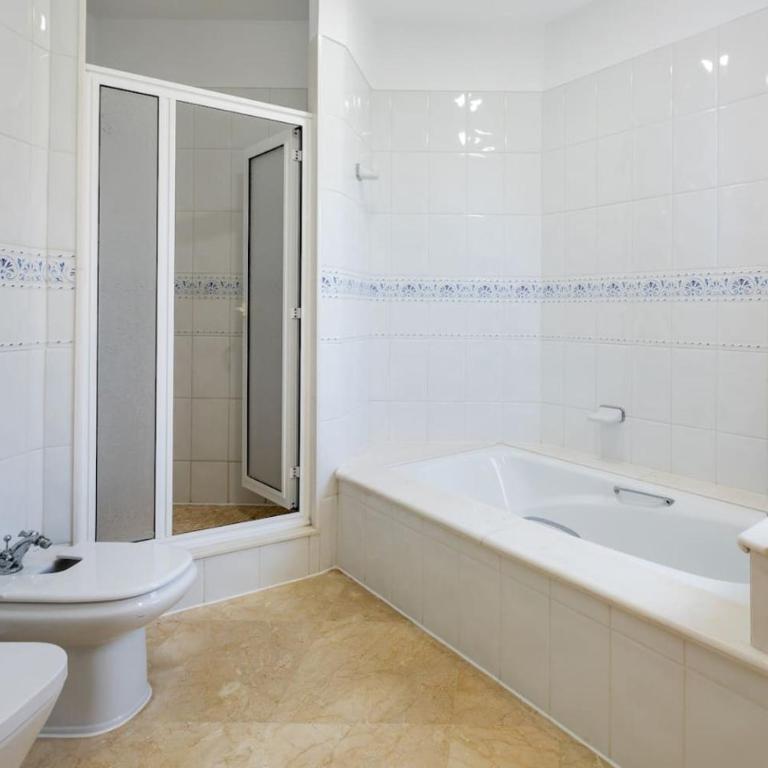 Villa with views and heated pool - Vacation Home - 13