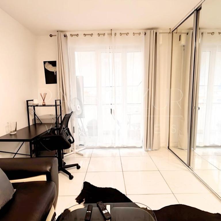 Proche Centre ville, 1 chambre, balcon - Palmazur Vacances - Appartement 1 Chambre - 17