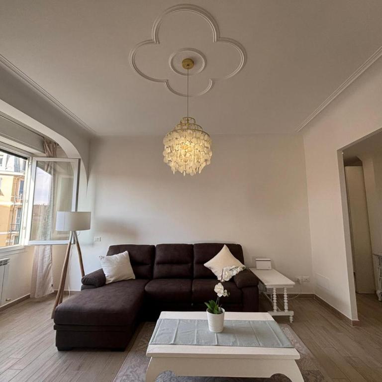 Appartamento Bixio sul porto - Casa con 2 Camere da Letto - 5