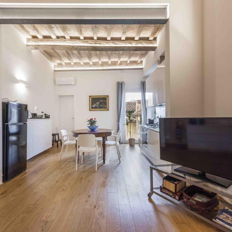 Santa Maria Novella Palace by MMega - Appartamento Familiare con 2 Camere da Letto - 5