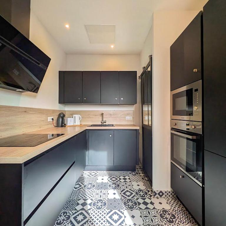 UNE TERRASSE SUR LES TOITS - Appartement 1 Chambre - 13