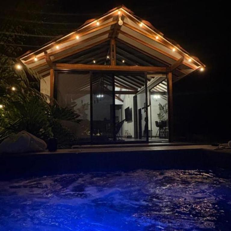 Cabaña Lembos Jacuzzi con vista al cielo - Villa with Garden View - 43