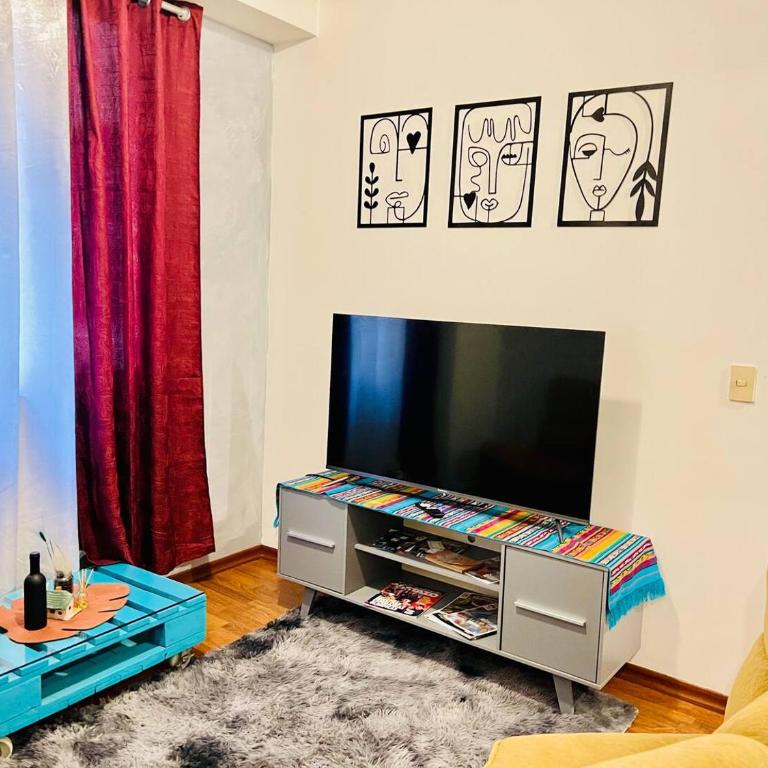 Dpto Familiar 3H-2B en Av 6 de Diciembre - Three-Bedroom Apartment - 45