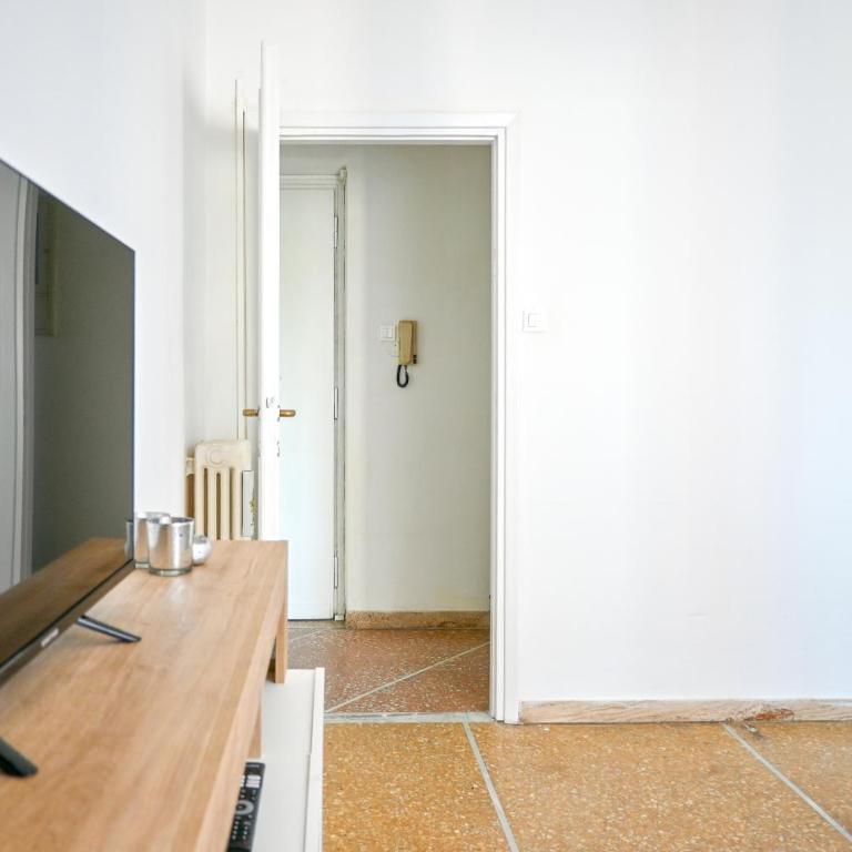 InnPisaRentals - Pisa Airport Comfy Flat - One-Bedroom Apartment - 32