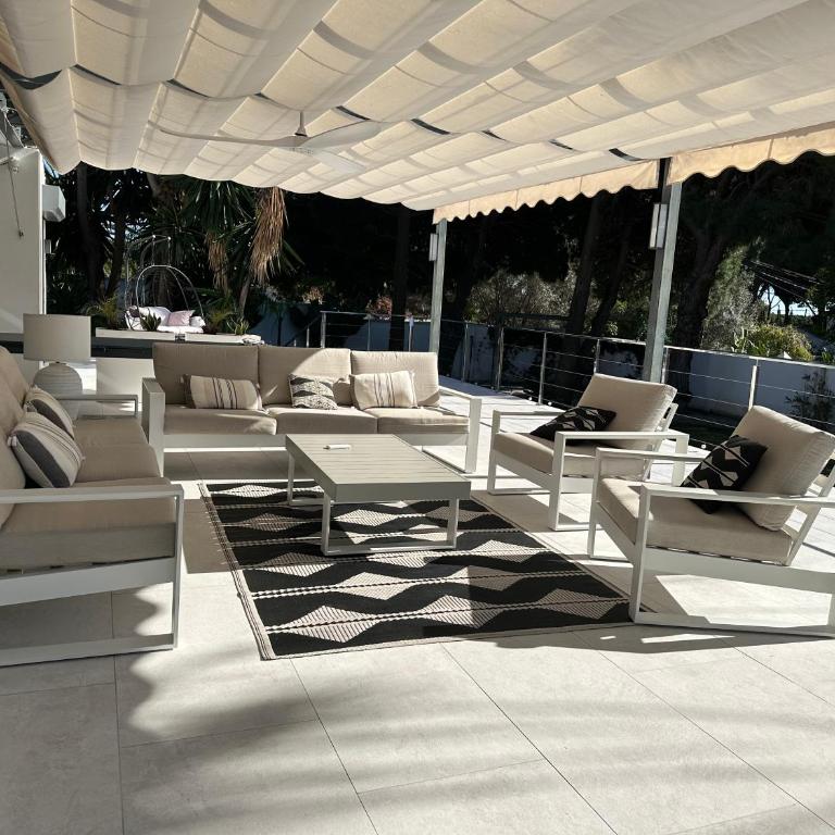 Villa Dune, Luxury Villa, 5 min walk to the beach - Villa - 2