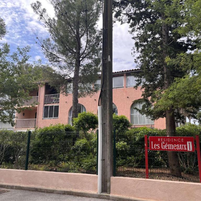 SA010-B105 Studio cabine 4 personnes SAINT AYGULF - Appartement 1 Chambre - 13