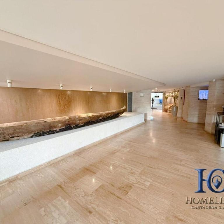 Luxury suite with Spa tub - Cielo Mar - Two-Bedroom Apartment with Lake View - 31