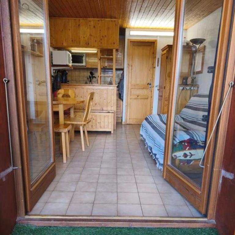 Appartement proche centre ville - Appartement - 24