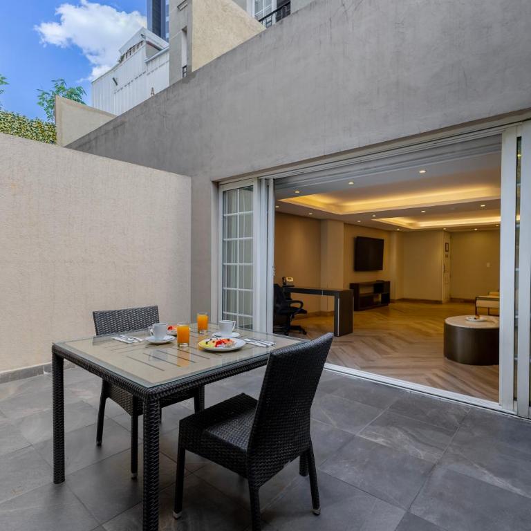 Isaaya Hotel Boutique by WTC - Junior Suite with Patio - 6