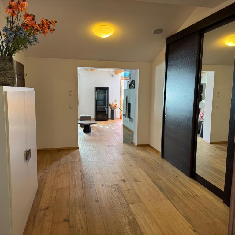 Hotel-Appartement Ferienhof - Apartment mit Blick auf die Berge - 2