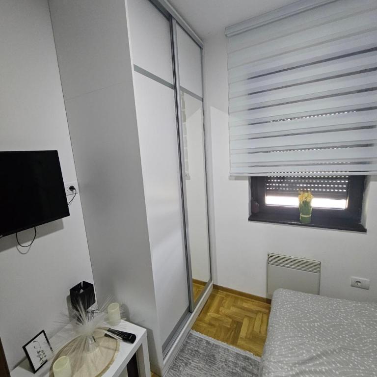 San - Room #1586348701 - 6