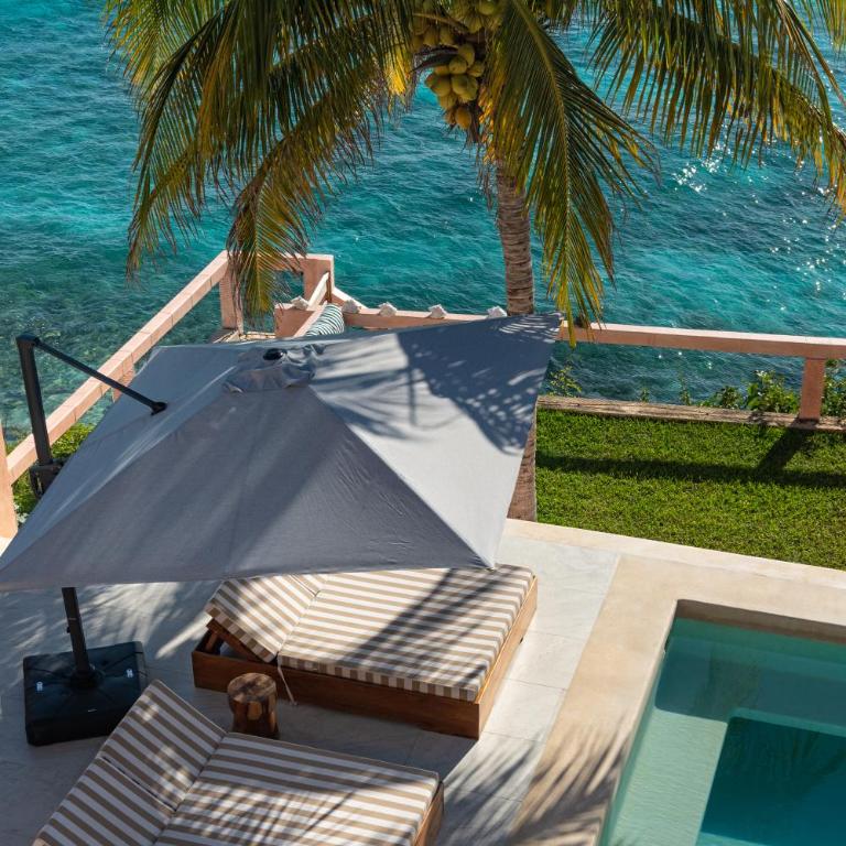 Oceanfront 5BR Villa, Saltwater Pool & Concierge - Villa with Sea View - 45